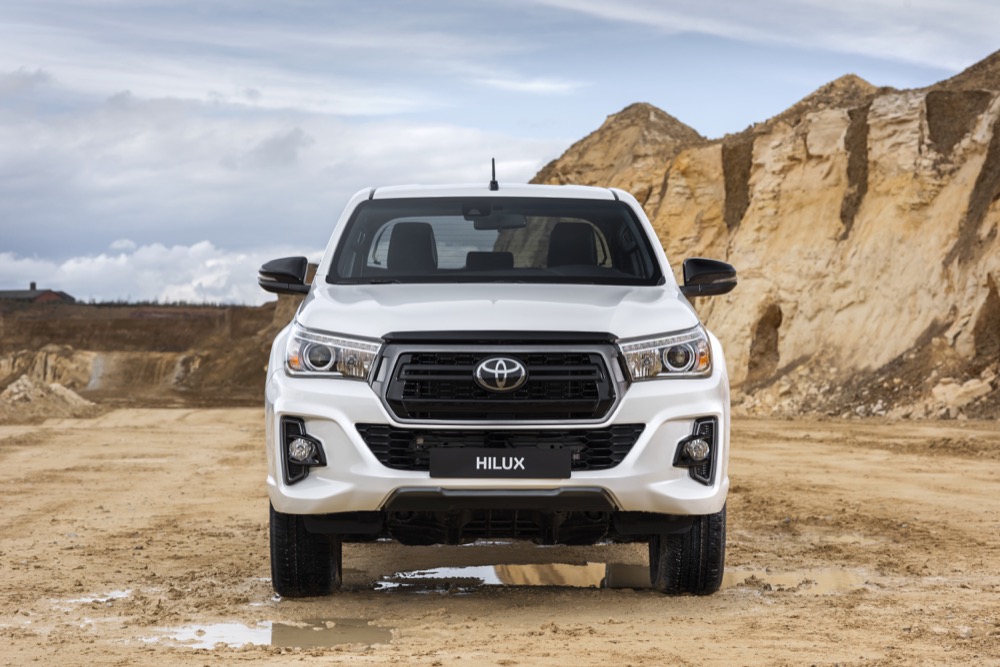 TOYOTA HILUX 2019 SPECIAL EDITION REVEALED Truck Videos